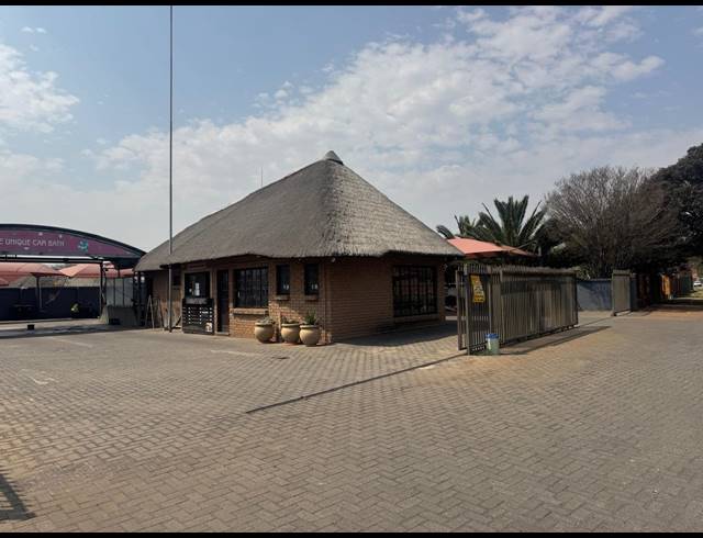 116M² SERVICE STATION FOR SALE IN BRENTHURST